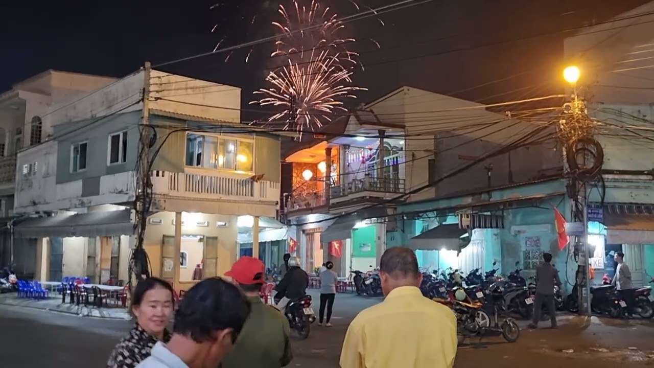 Bắn pháo hoa mừng xuân Bính Ngọ 2026 tại Phan  Thiết