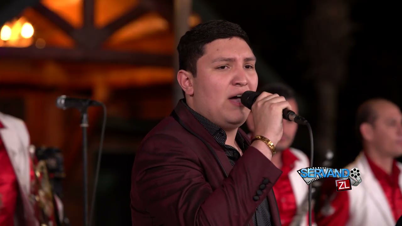 Sebastian Osuna Ft. Banda Los Populares Del Llano - El Capitan (En Vivo 2021)