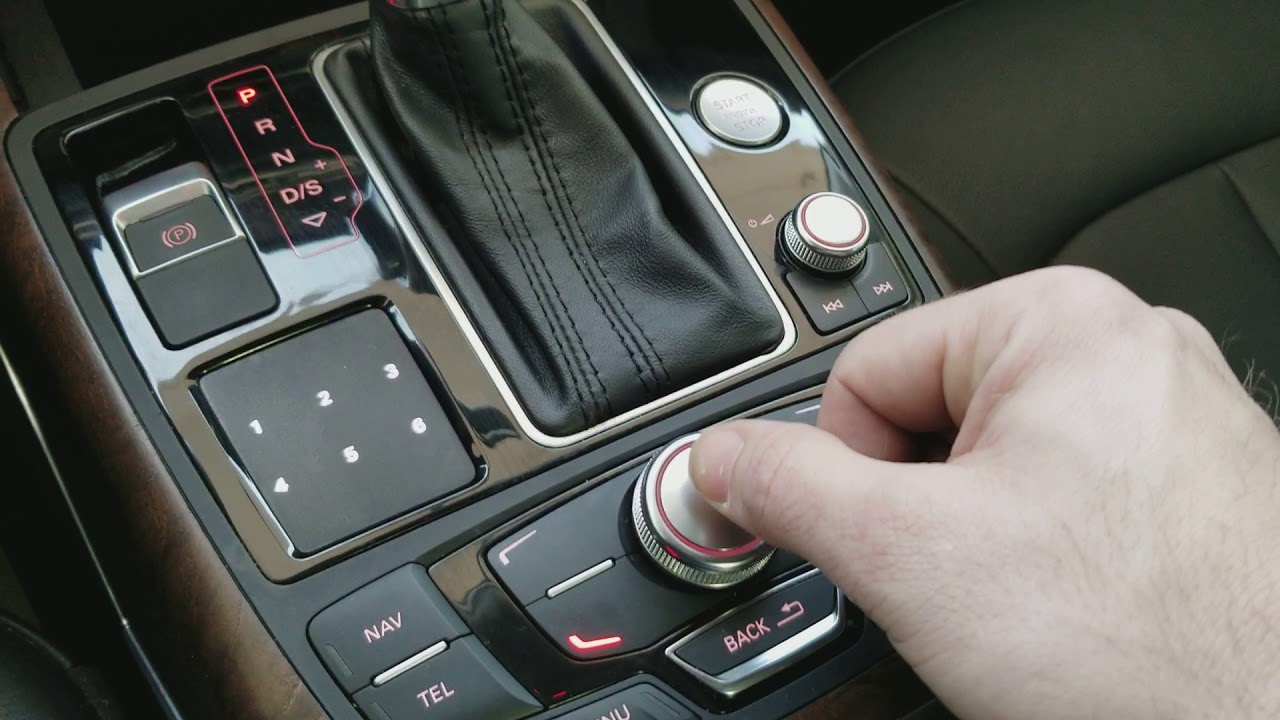 Как быстро сбросить индикатор низкого давления в шинах TPMS на большинстве автомобилей Audi.