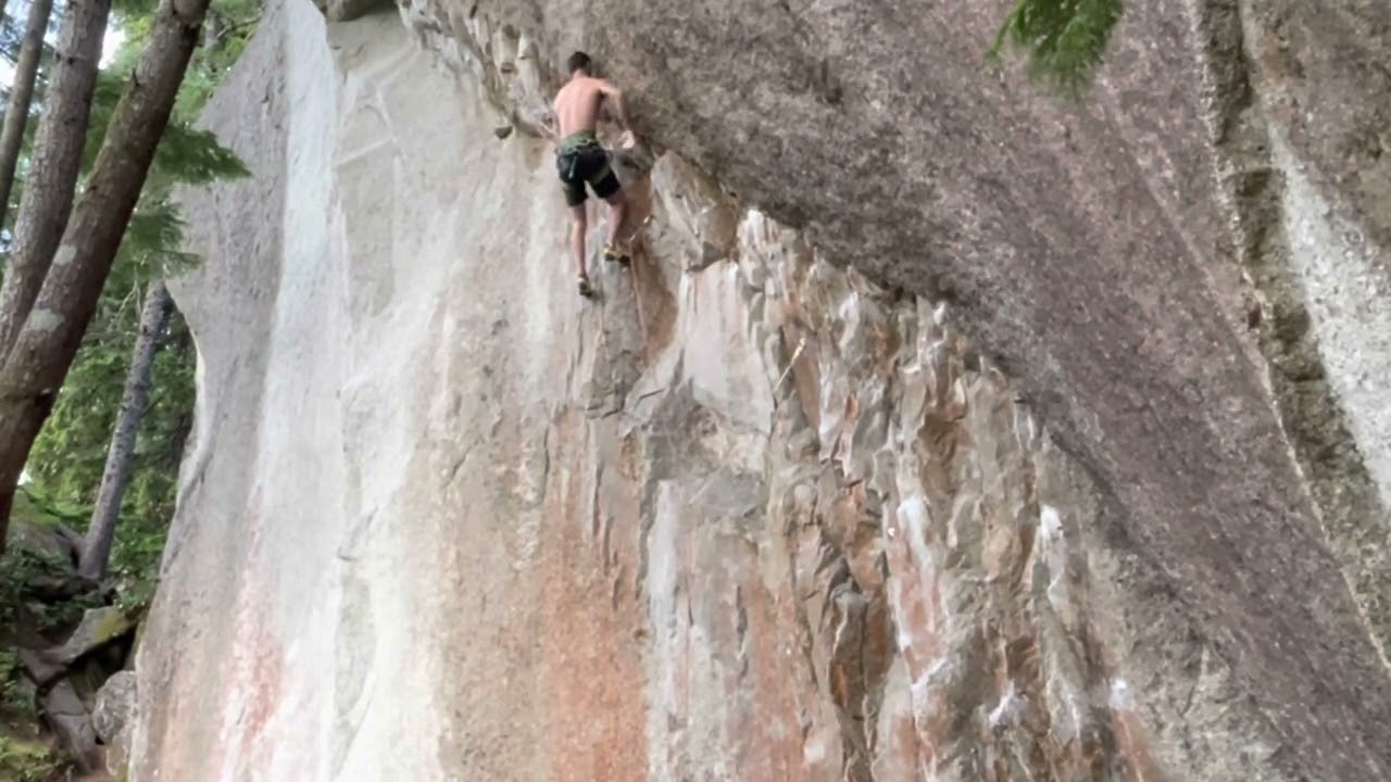 Archives (5.12d) Squamish