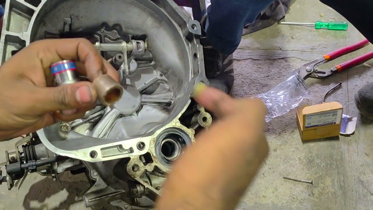 MARUTI SUZUKI A star , wagonar r, alto , k10  k series clutch fork replaced