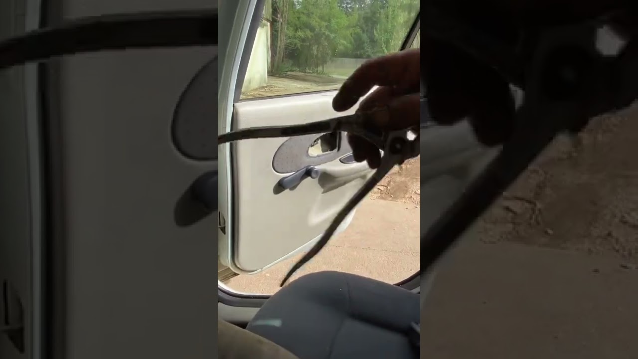 Porte Clio II bloquée