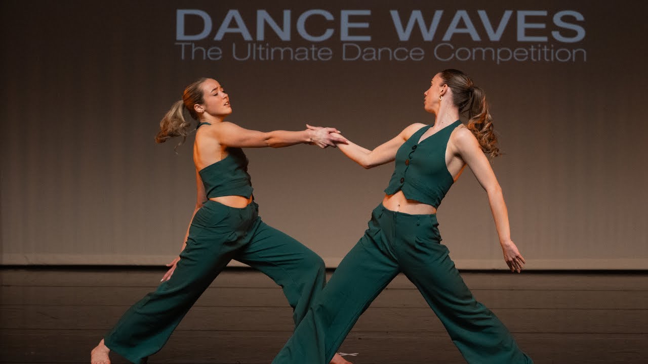 24-25 Qualifier 26 BE - Ainoa & Noa (Una Vez Dance Studio) // Torna a casa by Måneskin