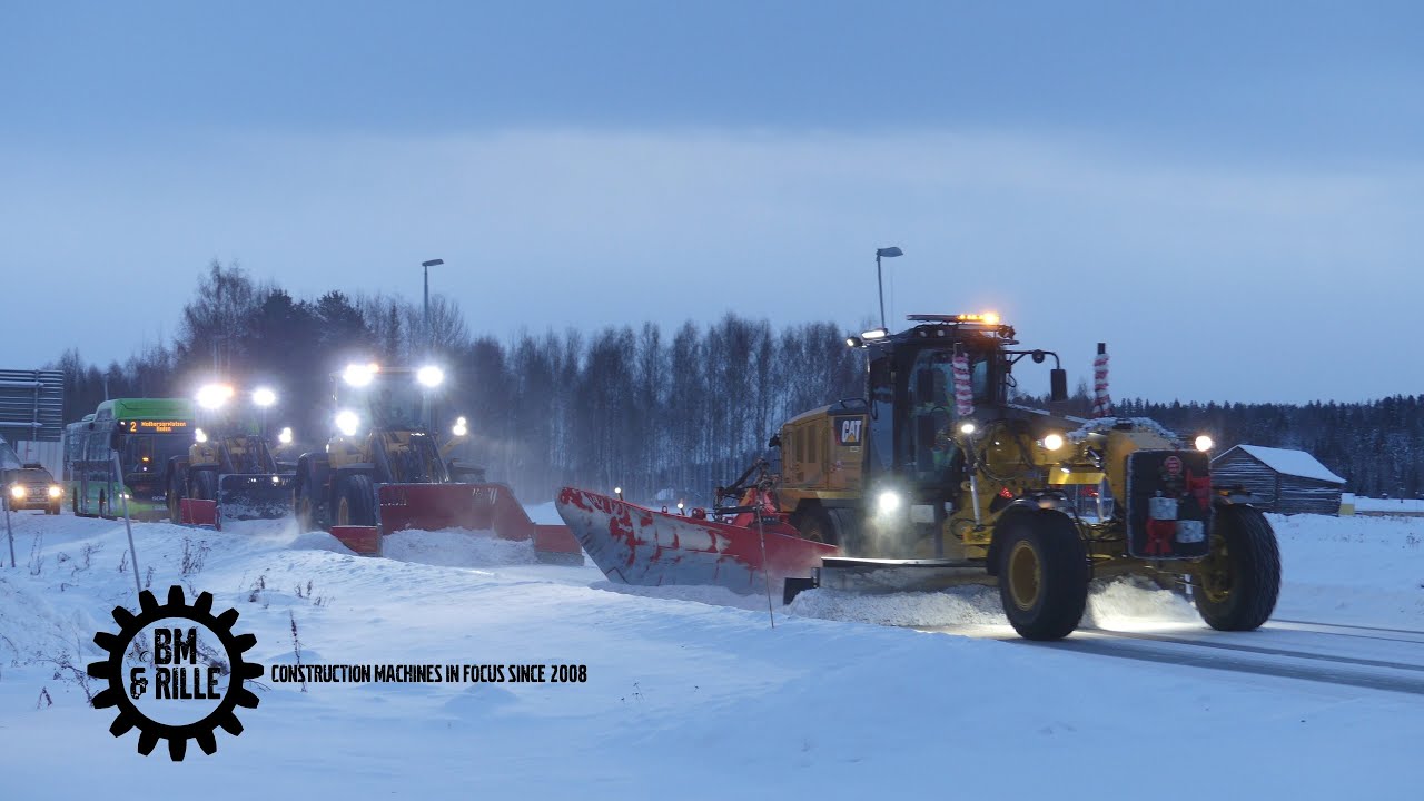 2x CAT 140M graders  & 2x Volvo L70H loaders in Snow clearing winter 2023-24