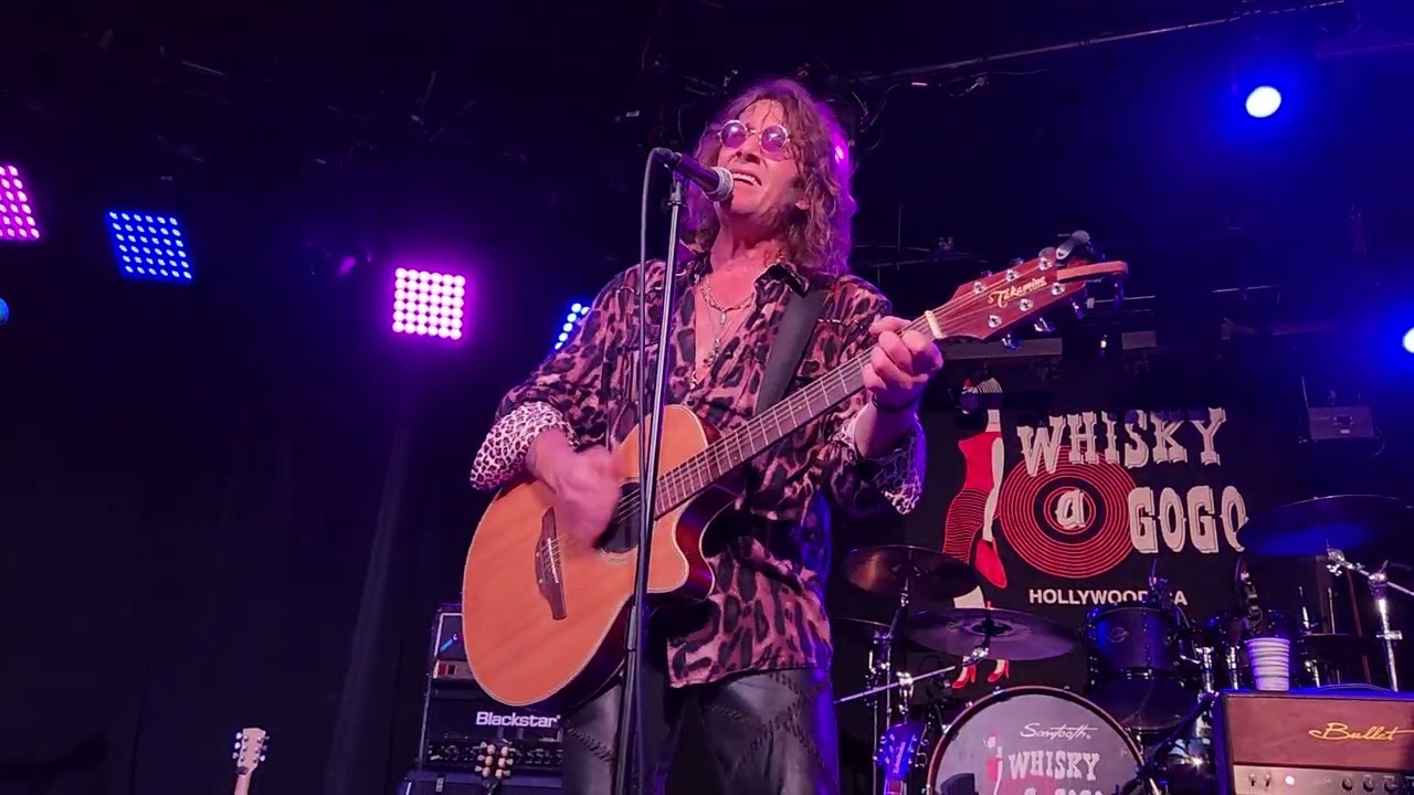 DONNIE VIE!.RIGHT BY YOUR SIDE!.At The Whisky A Go-Go In Hollywood,Ca.!.9-29-23!🎶🎤🎸☮️✌️