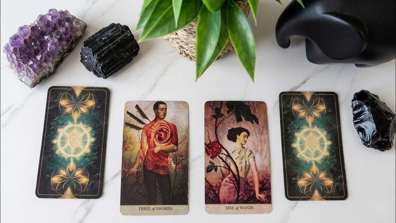 Are UN MESAJ pentru tine și te va lăsa fără cuvinte... 😍 Etalare Tarot Dragoste 