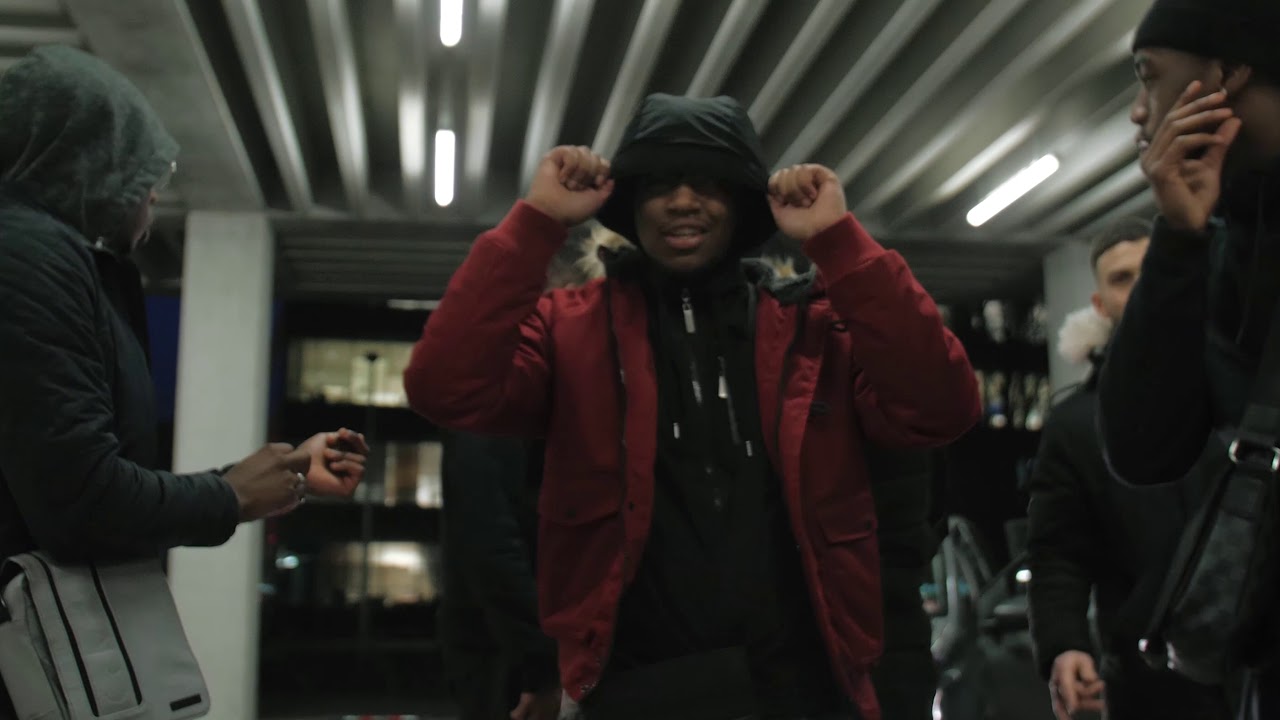 2V - Dans les Affaires