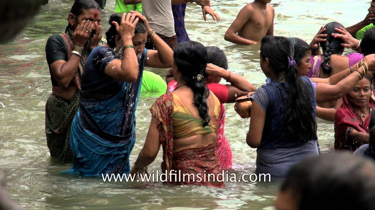 Hindus bathe during Kumbh mela : Trimbakeshwar, Nashik