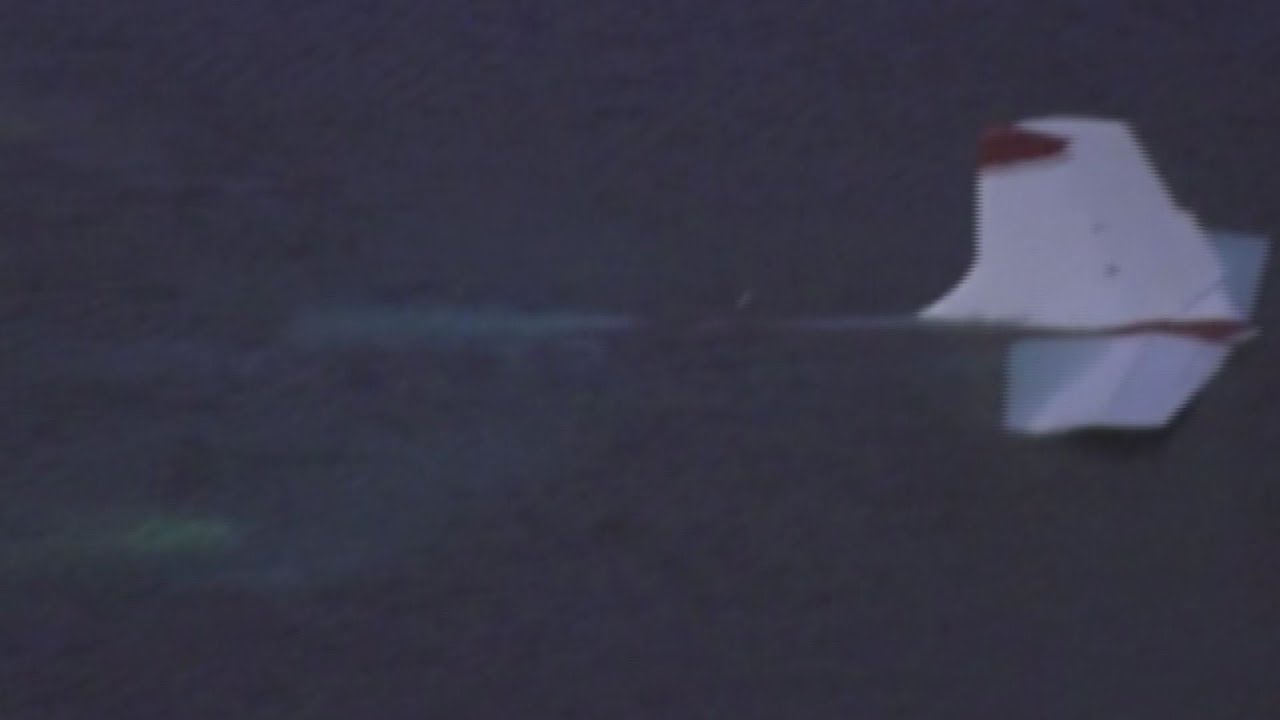 Raw: Small Plane Lands In Golf Course Pond