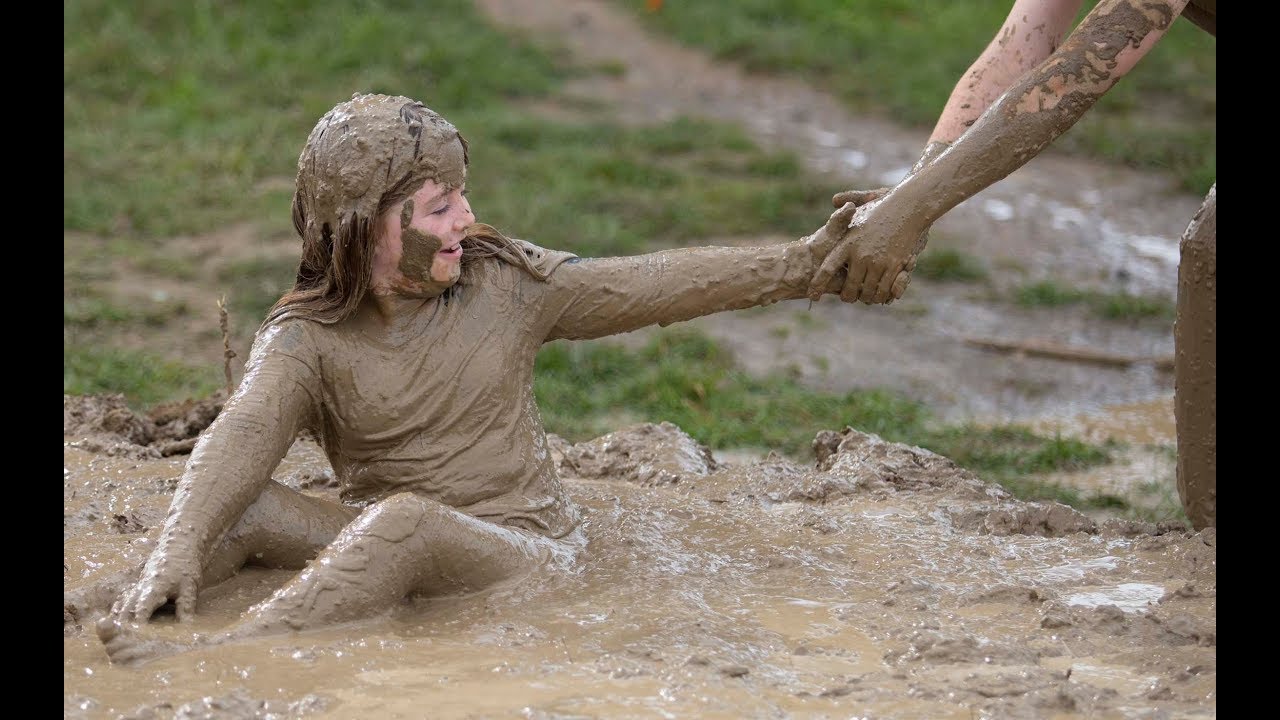 Messy Mud Nature Play