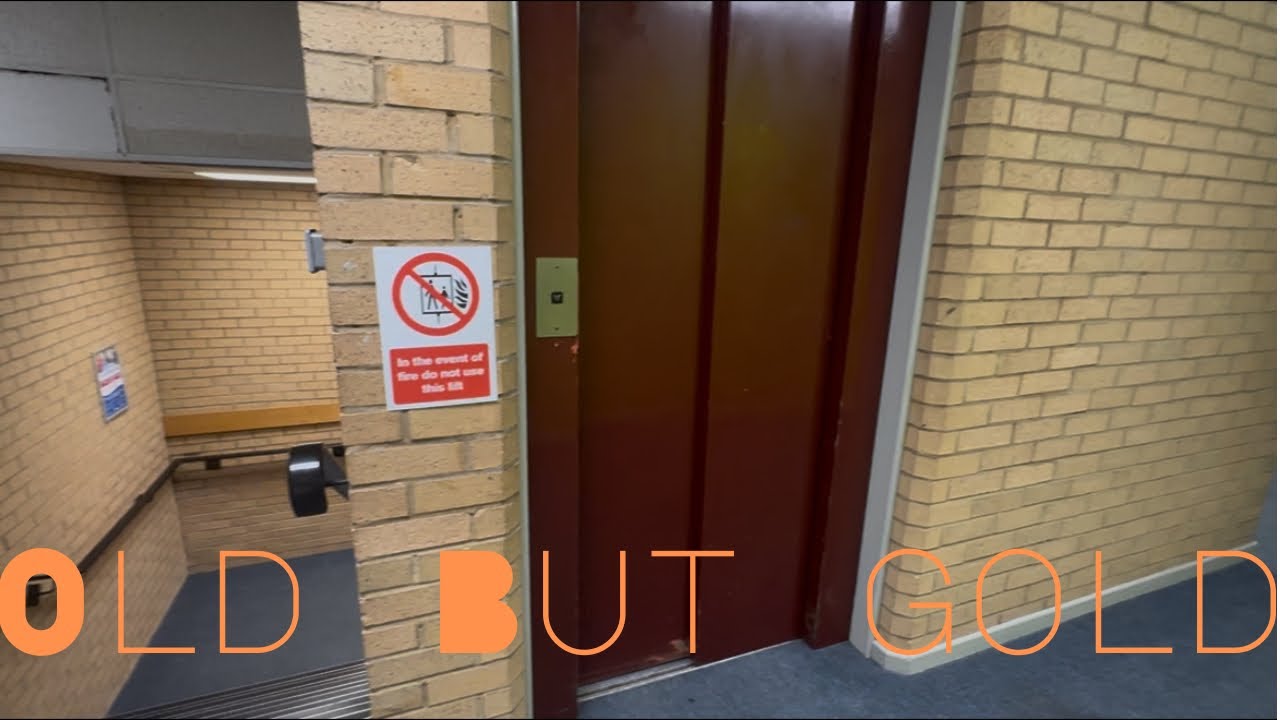 Amazing Find! Bexhill Leisure Centre's Vintage Furse Hydraulic Lift (1970-1990)