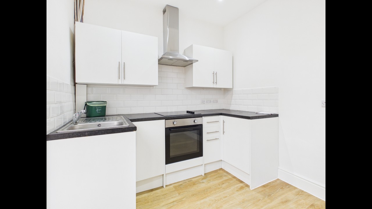 27 Jesmond Gardens, Hull, HU9 3DG