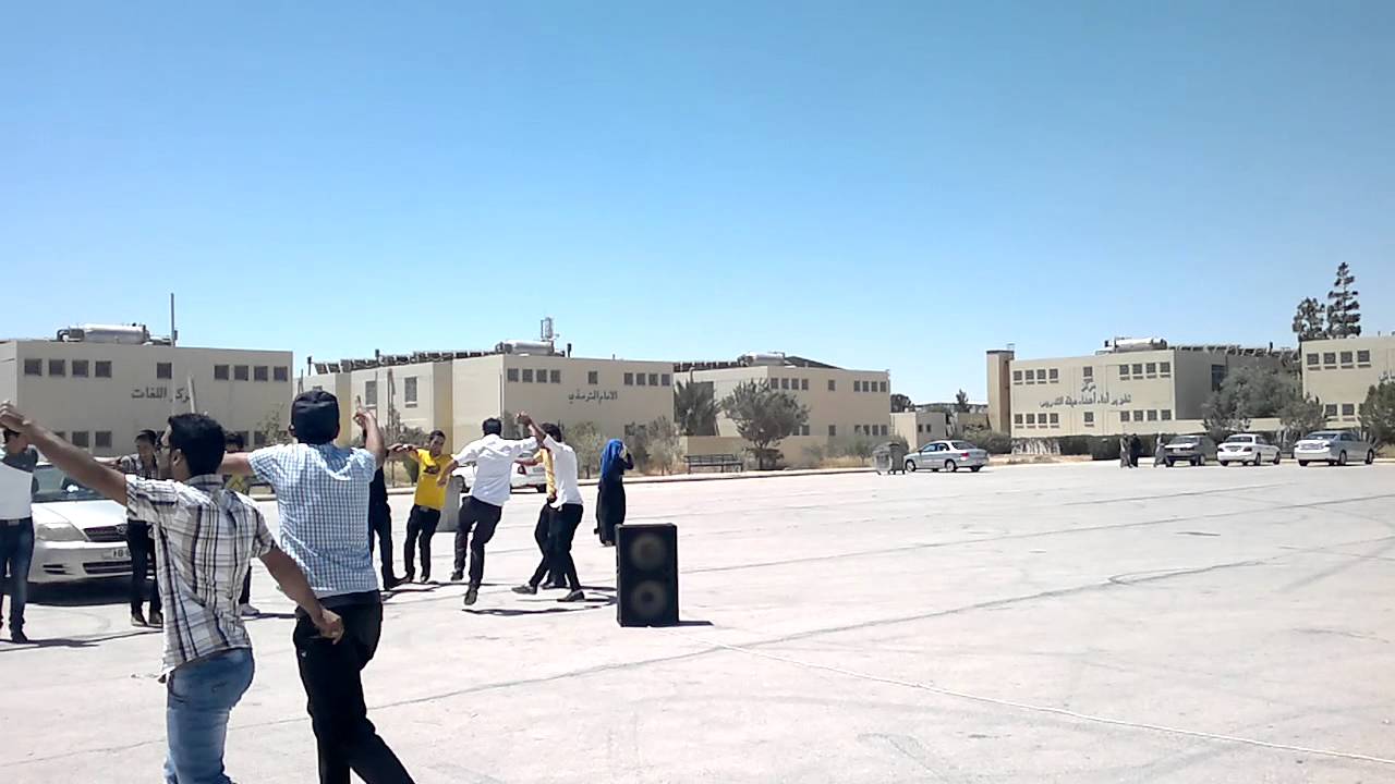 حفلة تخريج العظامات و المساعيد كلية العلوم جامعة ال البيت