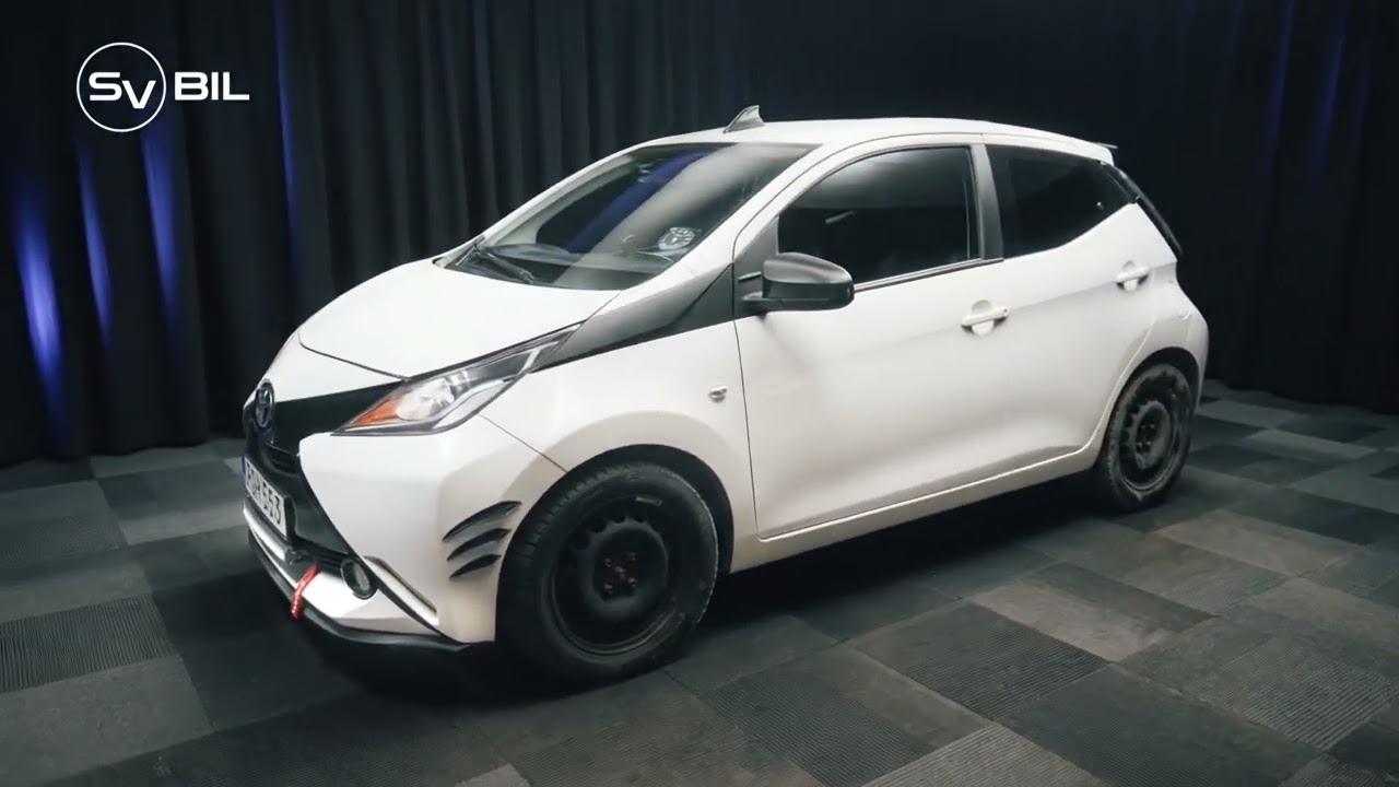 Toyota PGH 553