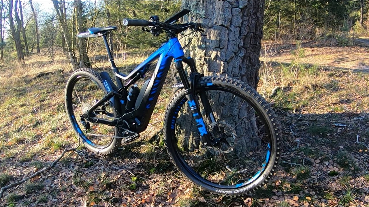Canyon Neuron:ON 7.0 eMTB colour 'Flash Blue'