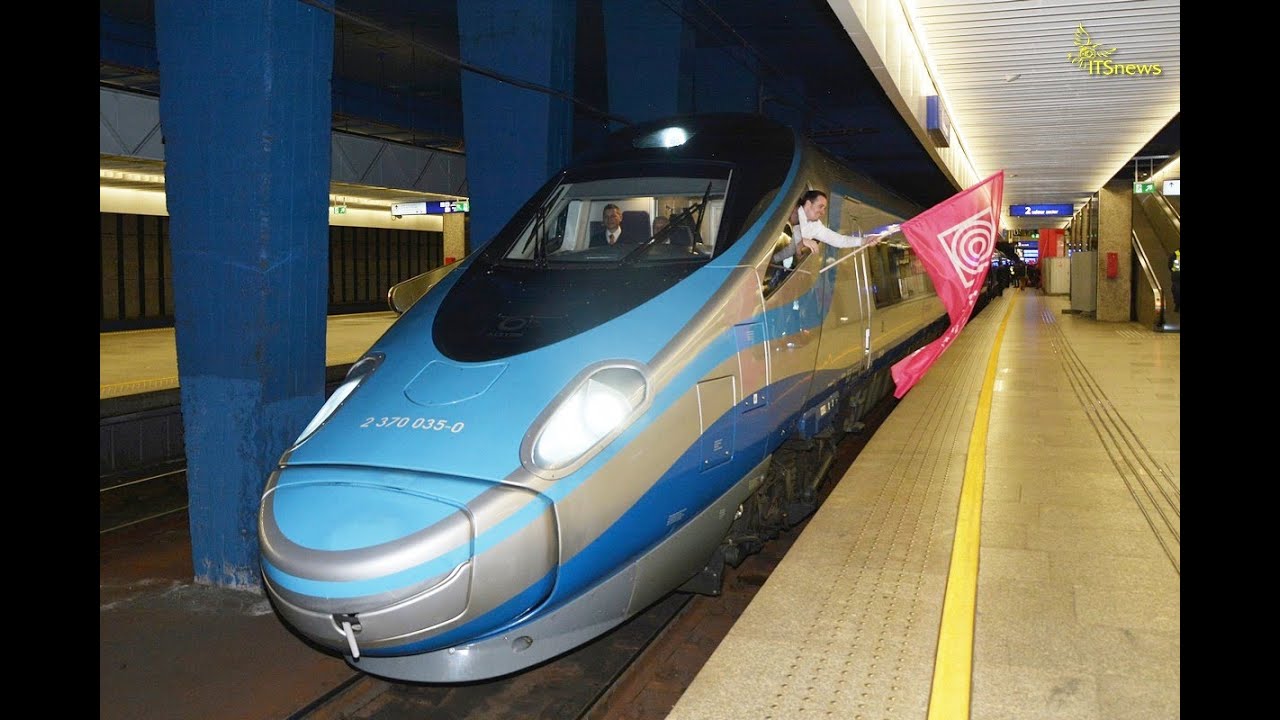 Pendolino. Express Intercity Premium Radiowa Tr&oacute;jka. Warszawa Centralna. Powitanie i odjazd 2015.
