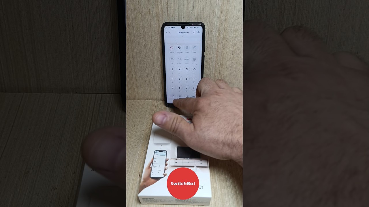 SWITCHBOT HUB MINI IN TUOI DISPOSITIVI DIVENTANO SMART.