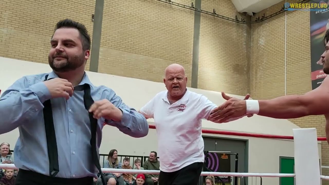 Danny Duggan vs Anton Green of The Business