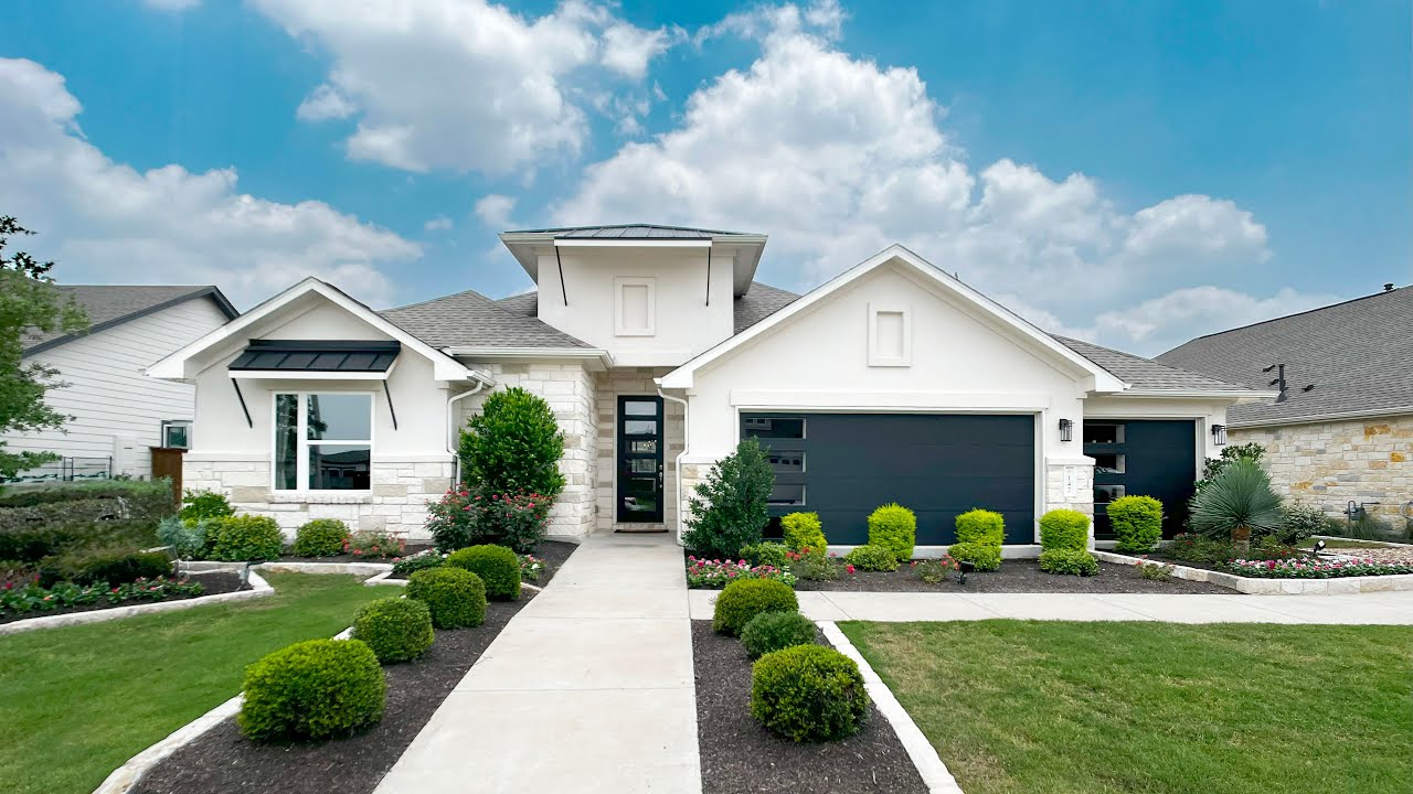 Scott Felder Model Home Tour- The Cameron Floorplan - The Colony in Bastrop