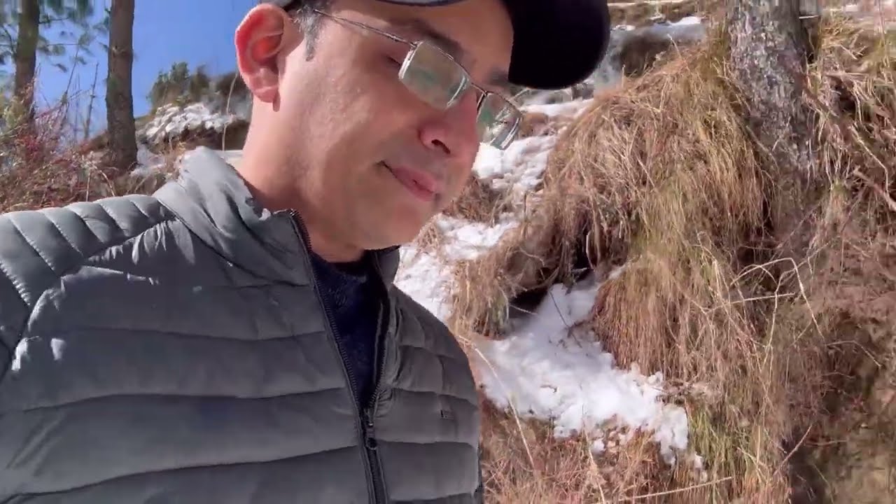 Gaadi Snow Mein Phas Gayi Aur Kaafi Mushkil Se Bahar Nikli Full Of Real Travel Struggle #