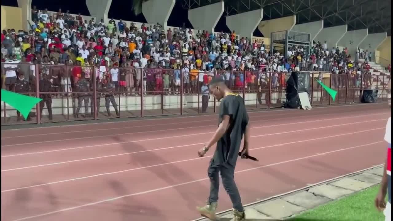 Debordo Leekunfa - Le Stade de Marcory danse sur Massaii