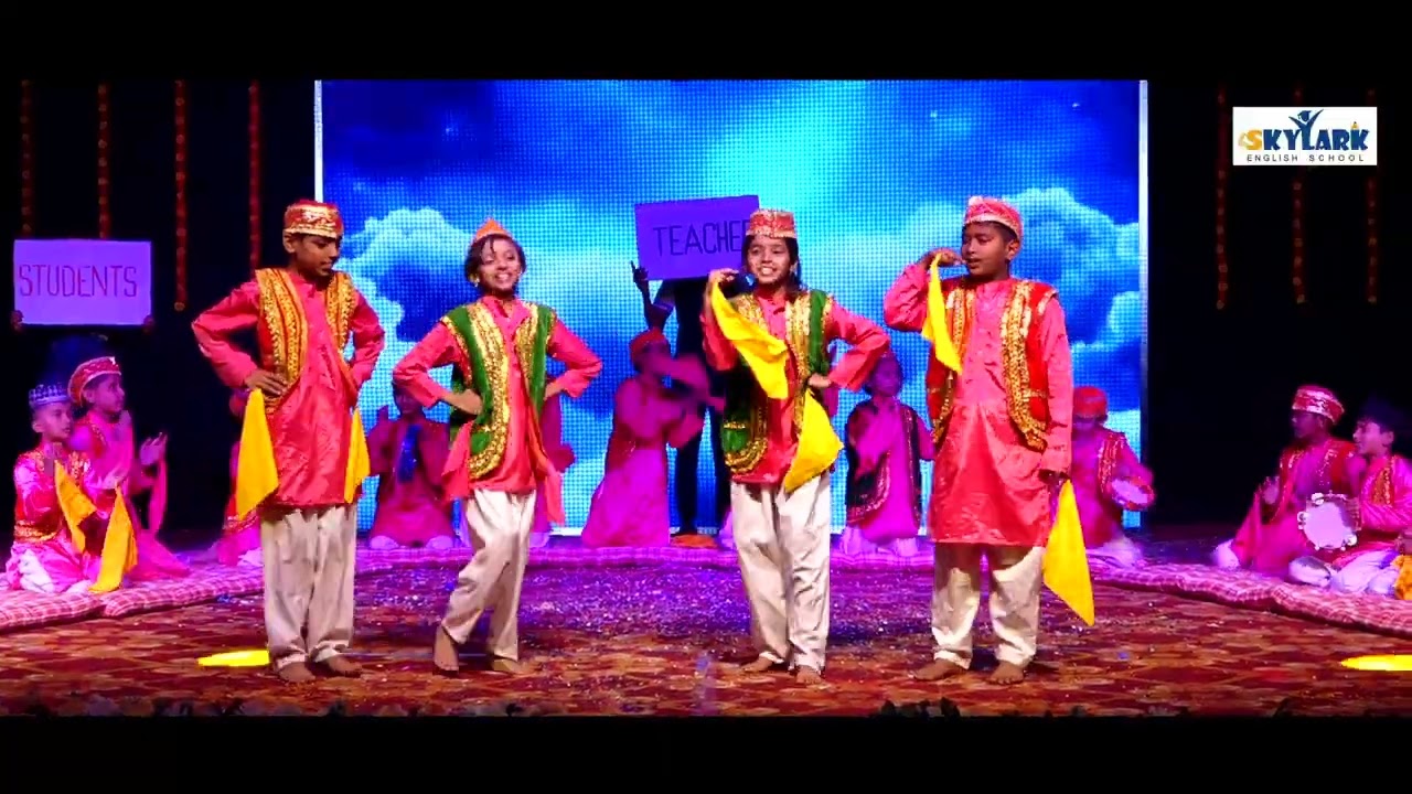 Students vs Parents Qawwali Act | Majestic Maharashtra | Skylark School Annual Event 2025 - Sangli