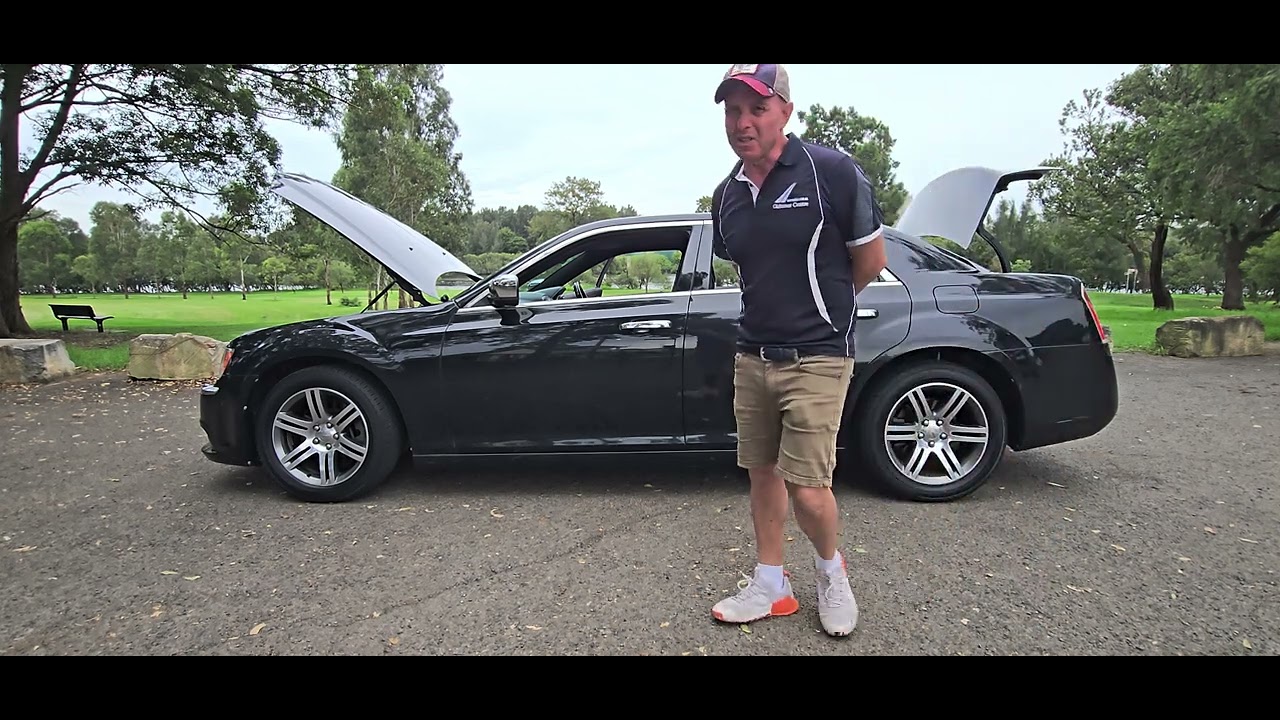 Chrysler 300C 2015 года — вот это машина!