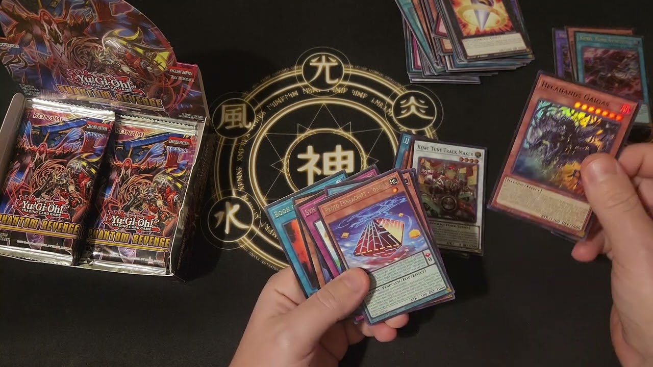 Hey! Come open a box of Yu-Gi-Oh! PHANTOM REVENGE with me!