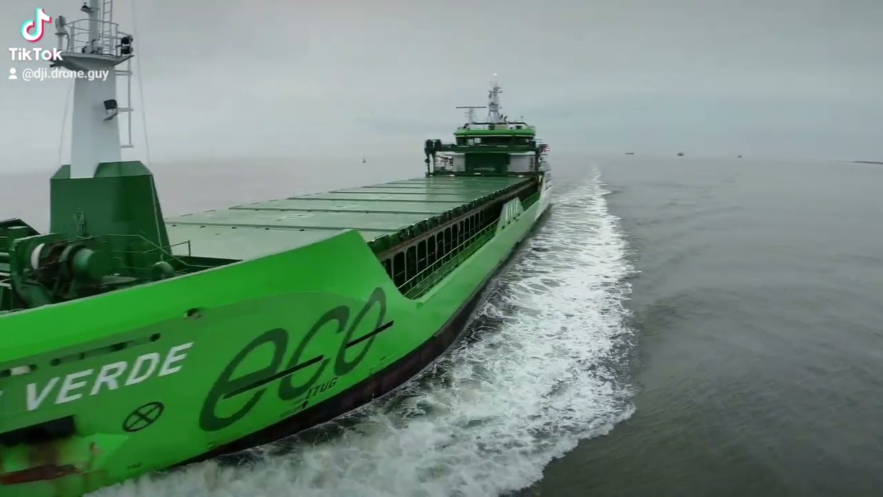 Misje Verde bulk carrier, first hybrid vessel ive seen.