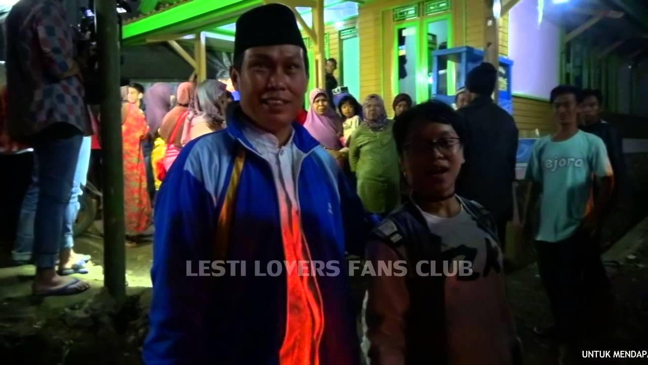 SAMBUTAN BAHAGIA PENUH HARU SAAT LESTI TIBA DI PAMOYANAN