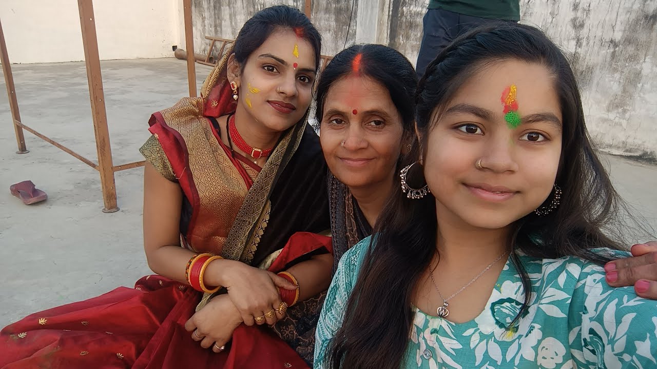 Happy Holi everyone welcome to my live stream 😄