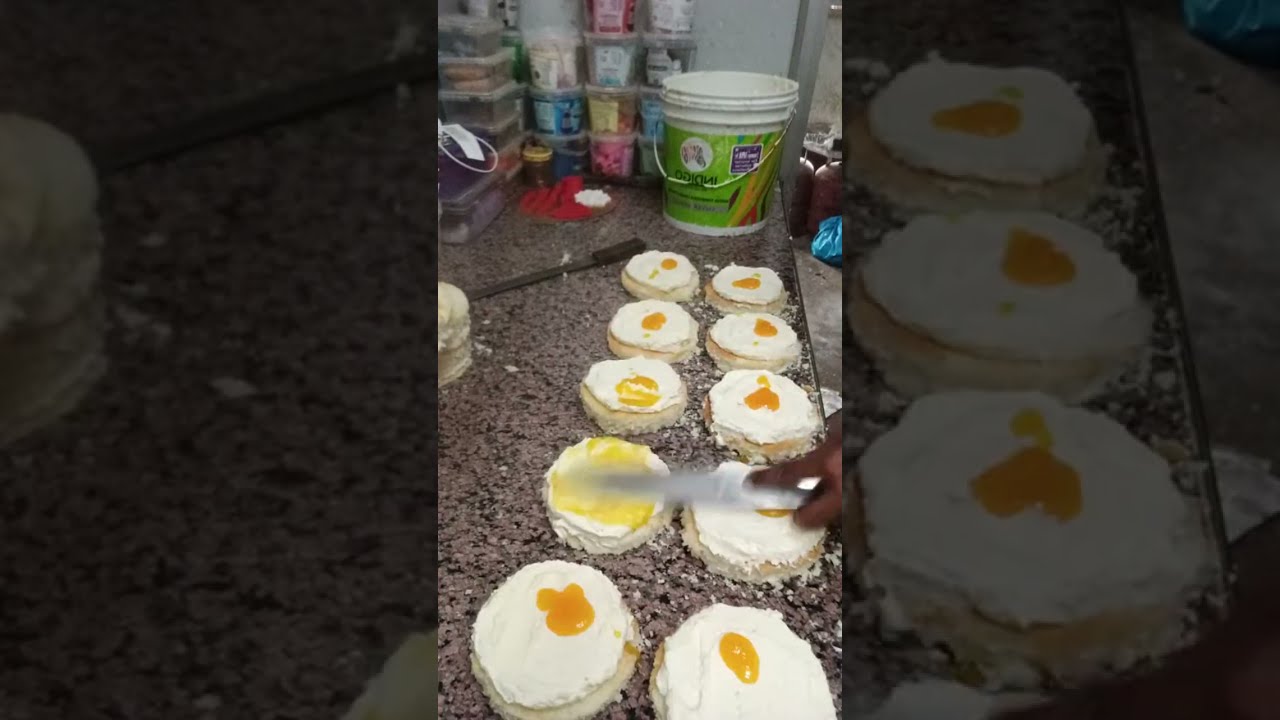 butterscotch cake ka video live mujhe apna