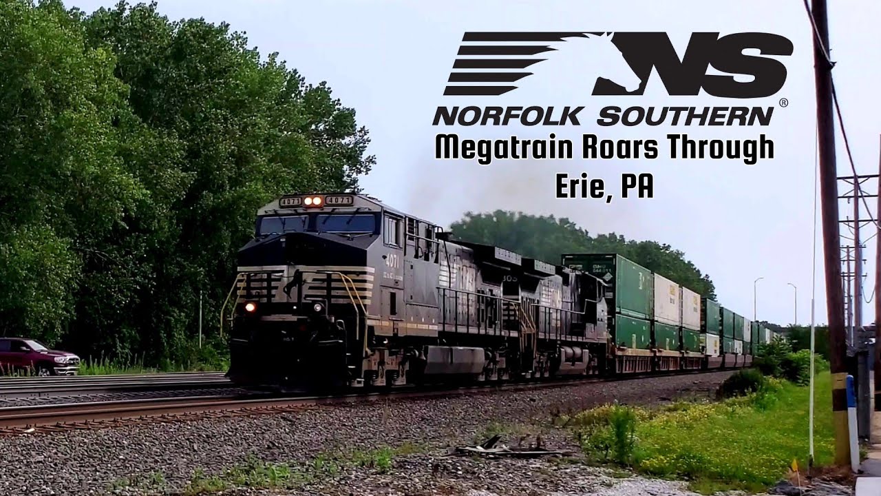 Norfolk Southern Megatrain Roars Through Erie, PA