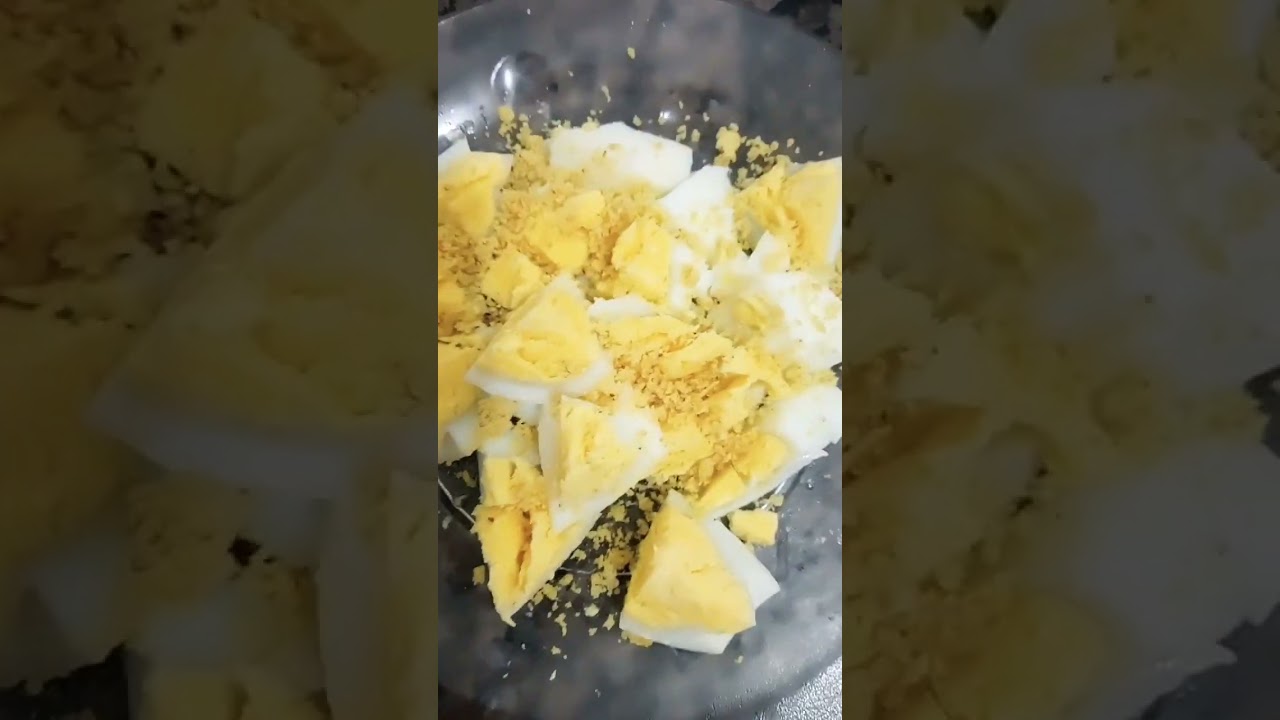 ovo com farofa de bacon #youtubeshorts#youtube#fypシ#shortsviral #viral #recipe #cooking #wastingfood