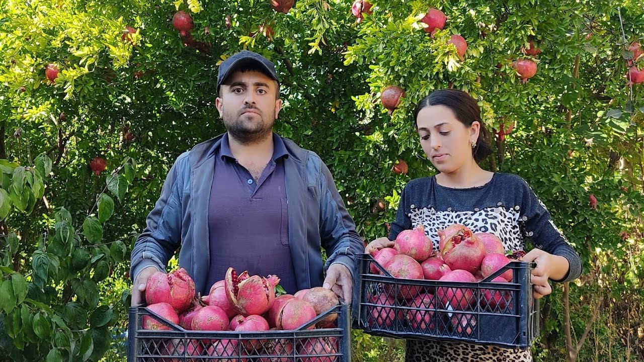 Я сделала гранатовый сок.