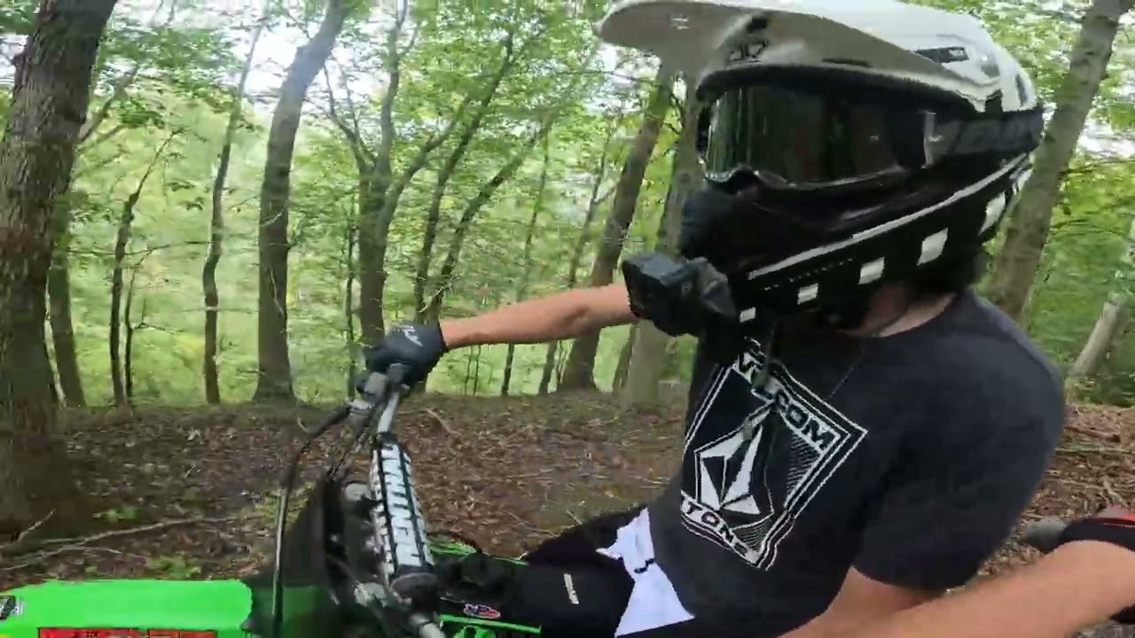 Chill ride sesh in the woods with @masonhayden6971
