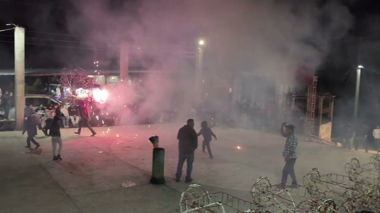 1 de tantos toritos 🥁🎺Que bonita tradición 