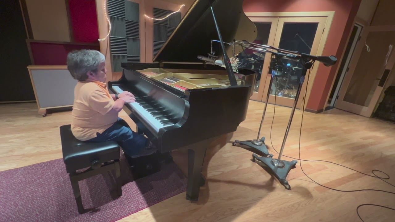 Someone Like You (Adele Piano Cover)