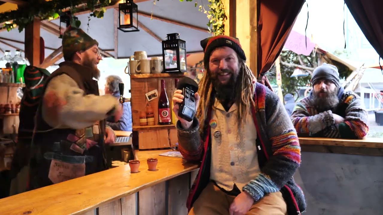 Schlümpfe in Pforzheim auf dem weihnachtlichen Mittelaltermarkt