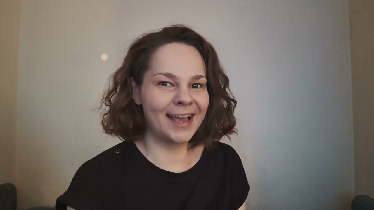Wizyt&oacute;wka , Karolina Ficht