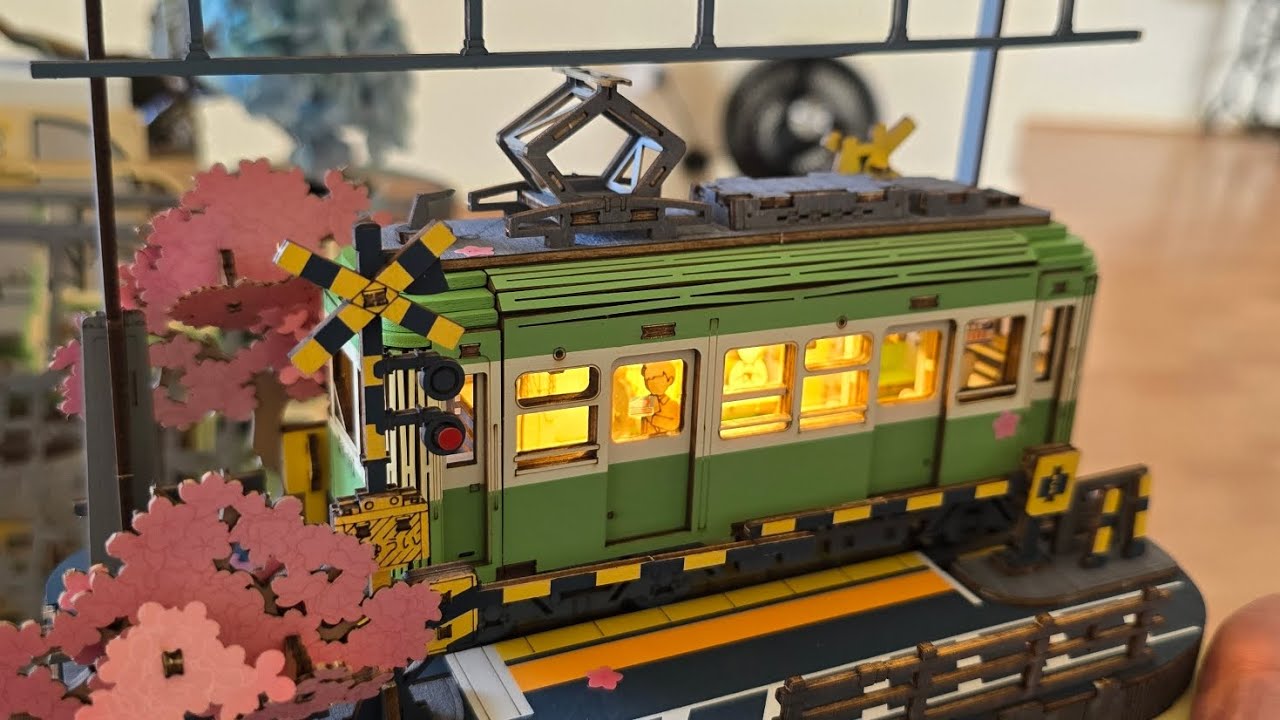 Rolife Sakura Journey DIY miniature 