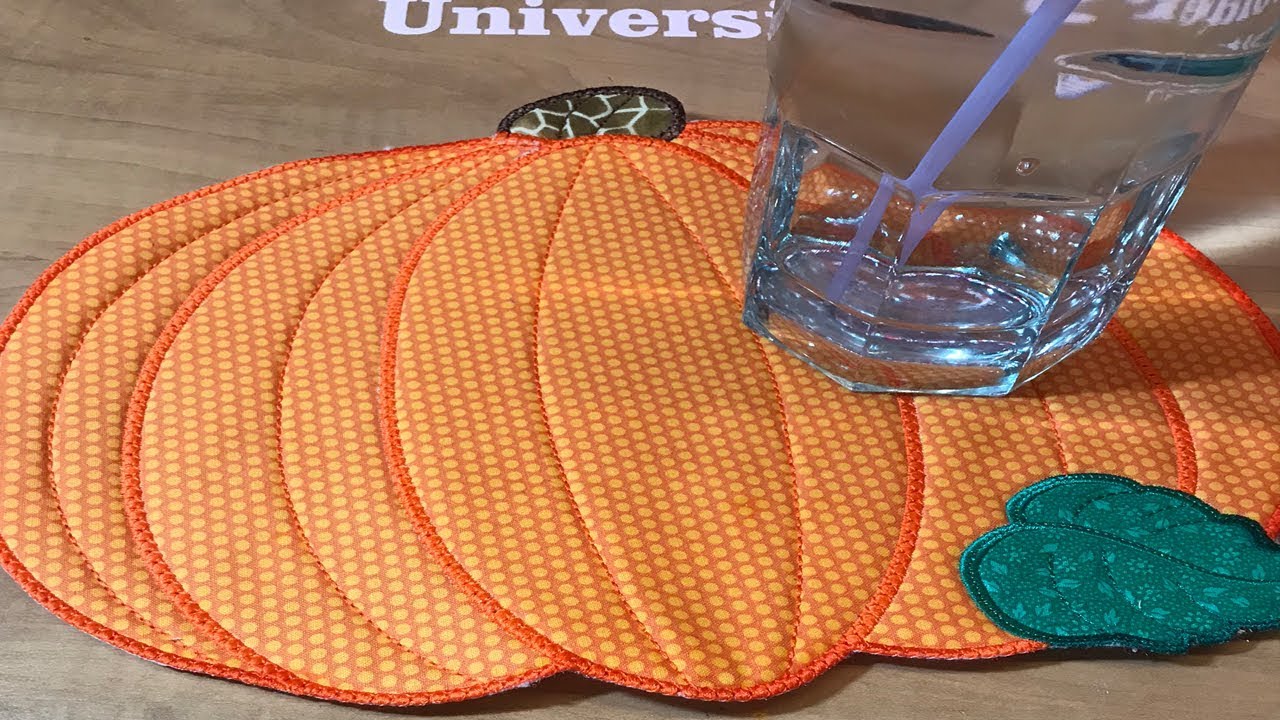 Kreative Kiwi Machine Embroidery In the Hoop ITH pumpkin placemat💕