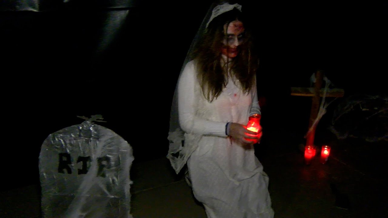 Cientos de jóvenes de Malagón asistieron al Pasaje del Terror de Halloween
