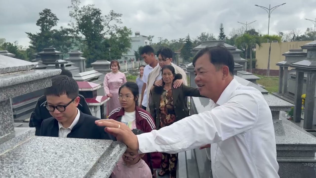 Mùng 1 Tết 2026