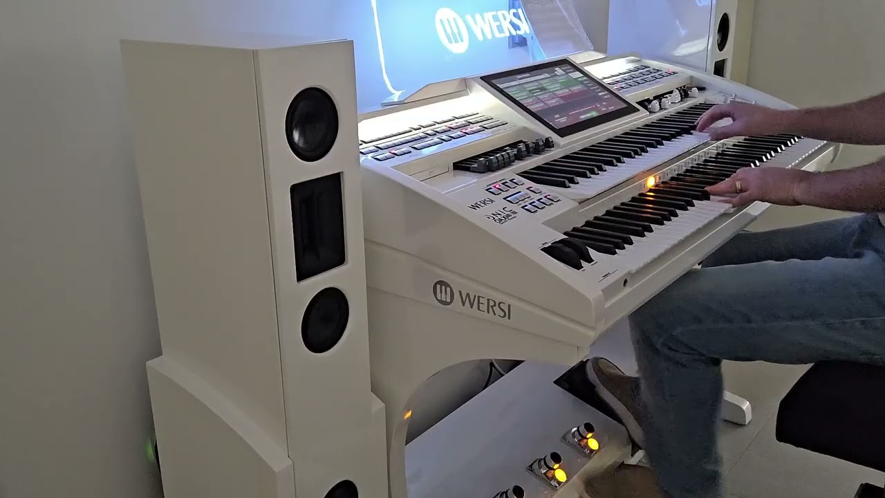 Komm küss mich Corazon, Semino Rossi, on WERSI OAX600 (midifile)