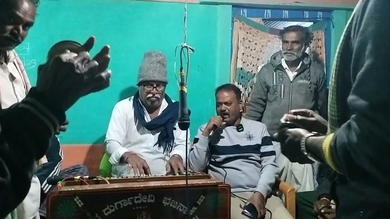 ಮಗನೊಂದು ಹಡದೆನೆಲ್ಲಾ ಮದುವಿ ಗಂಡ ಮನಿಯೊಳಗಿಲ್ಲ ||#ಭಜನಾಪದಗಳು #ತತ್ಟಭಜನಾಪದಗಳು|| #ವೆಂಕಟಪ್ಪನಾಯಕಭಜನಾಪದಗಳು
