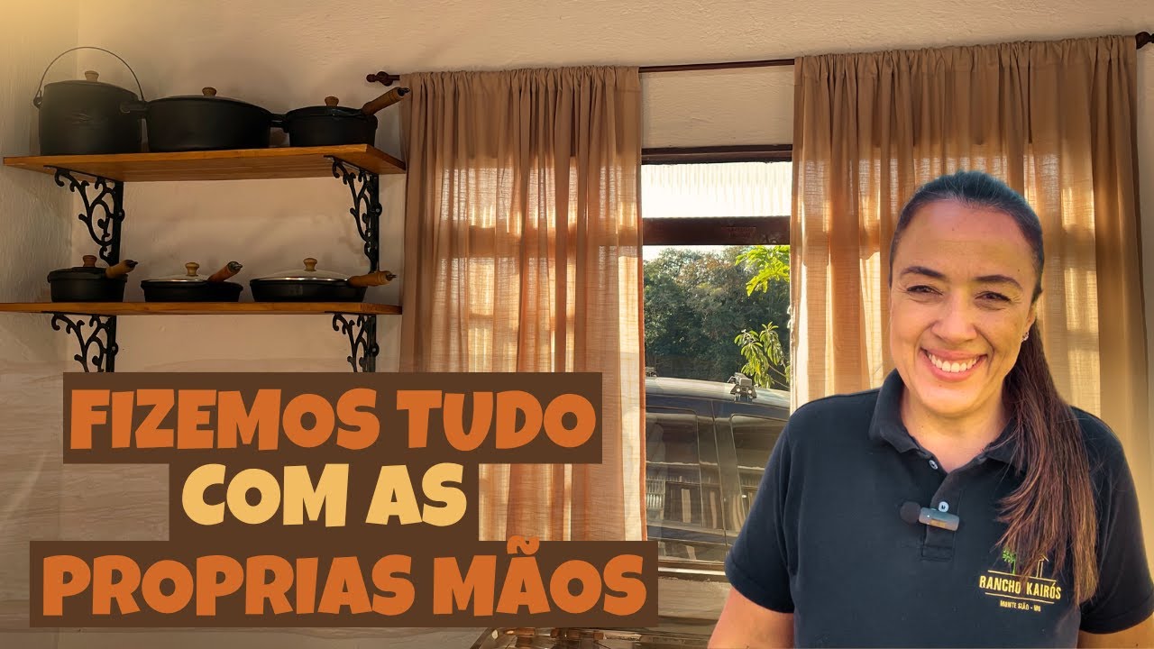 REFORMA DA COZINHA DO SÍTIO: PRATELEIRAS RÚSTICAS E CORTINA FEITA À MÃO
