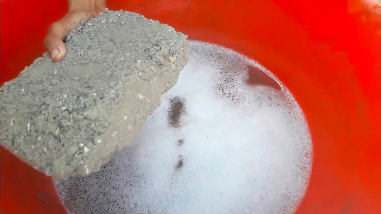 Dust stoney bars crumbling in lot's of Foamy water ASMR video 💦😴😓💧