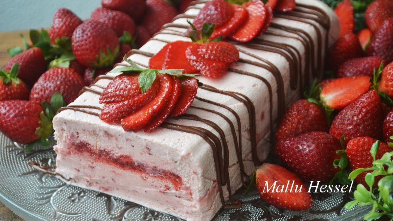 Receita de Semifreddo de Morango - Mallu Hessel