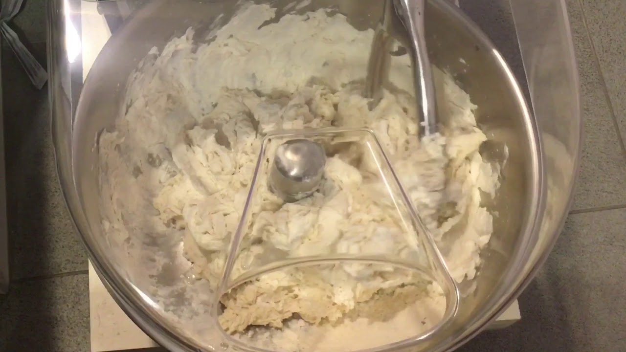 Pizza Napoletana con impastatrice a Forcella Sunmix